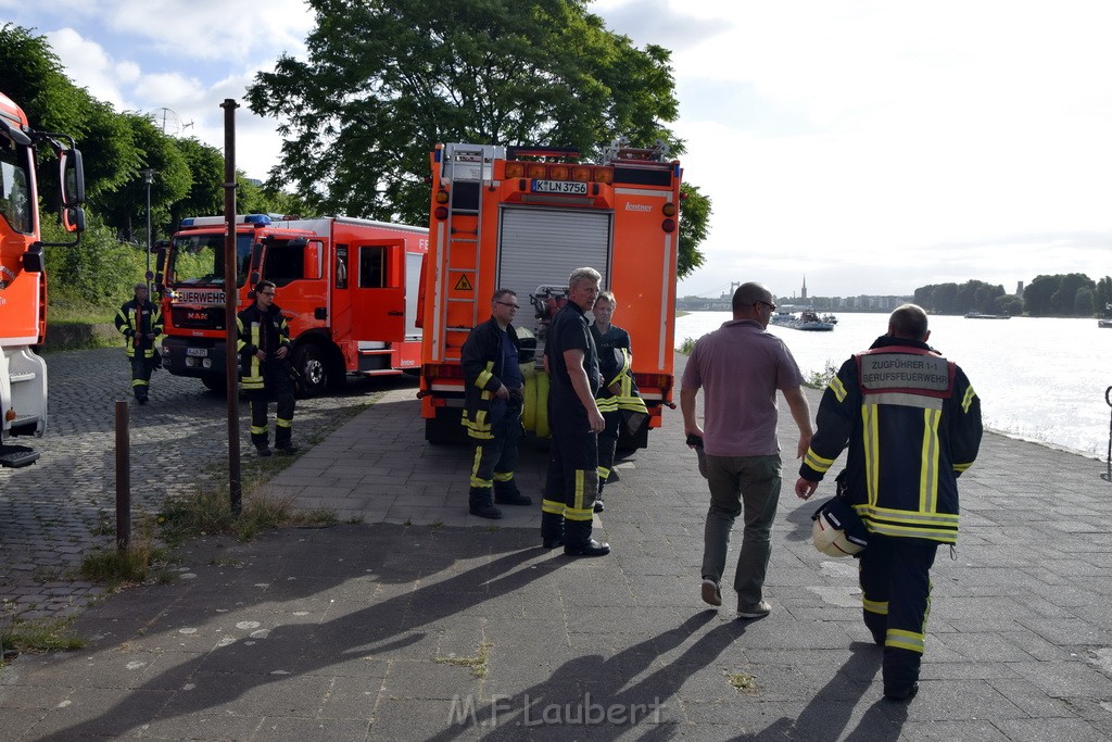 Schiff 1 Koeln in Hoehe der Koelner Zoobruecke P097.JPG - Miklos Laubert